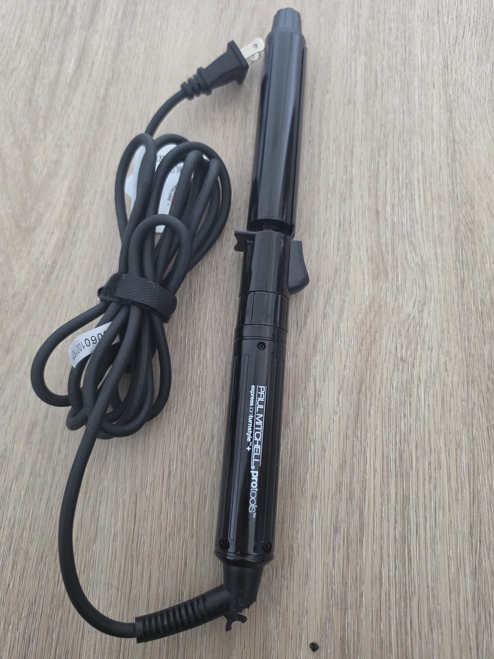 Paul Mitchell Black Curling Iron with Clamp